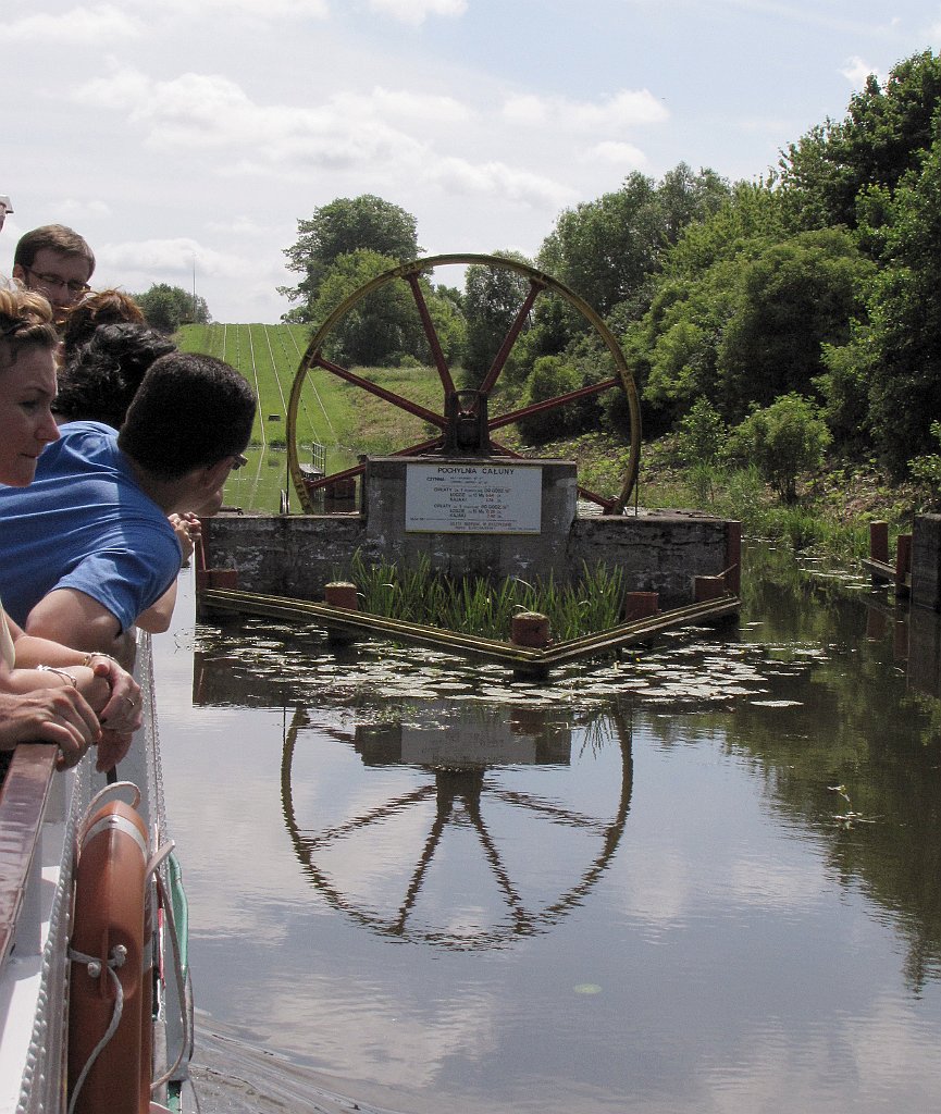 2012-07-02_10-43-18_IMG_x26838_cr.jpg -                                