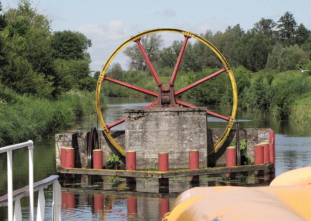 2012-07-02_10-45-37_IMG_x26845_cr.jpg -                                