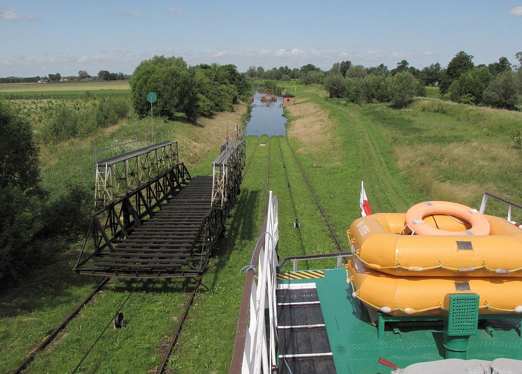 2012-07-02_10-53-57_IMG_x26862_cr.jpg -                                