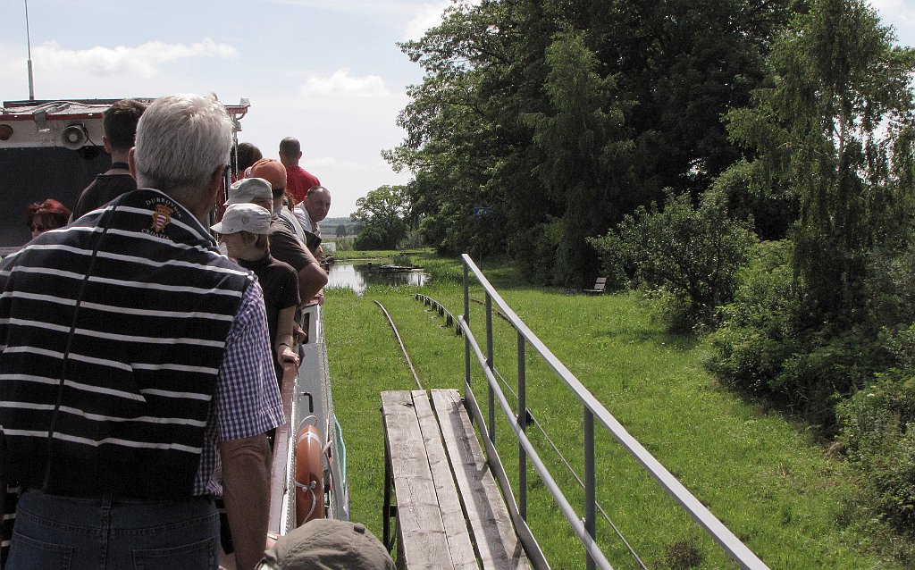 2012-07-02_10-55-22_IMG_x26870_cr.jpg -                                