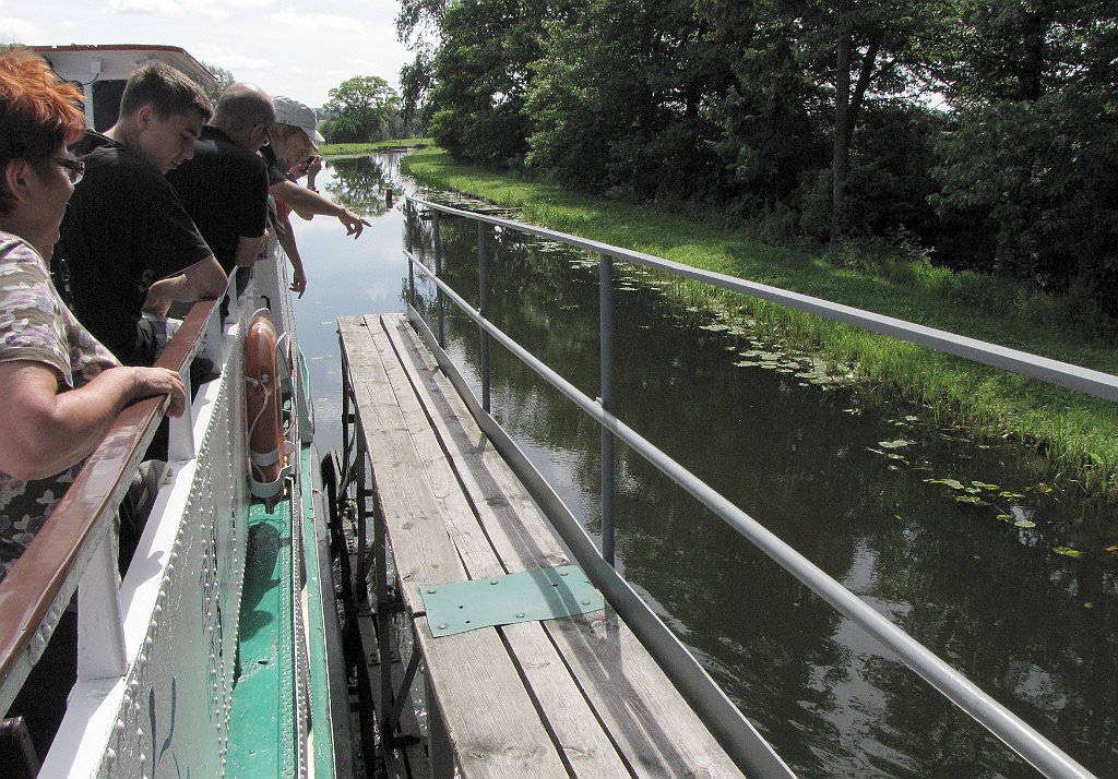 2012-07-02_10-58-22_IMG_x26883_cr.jpg -                                