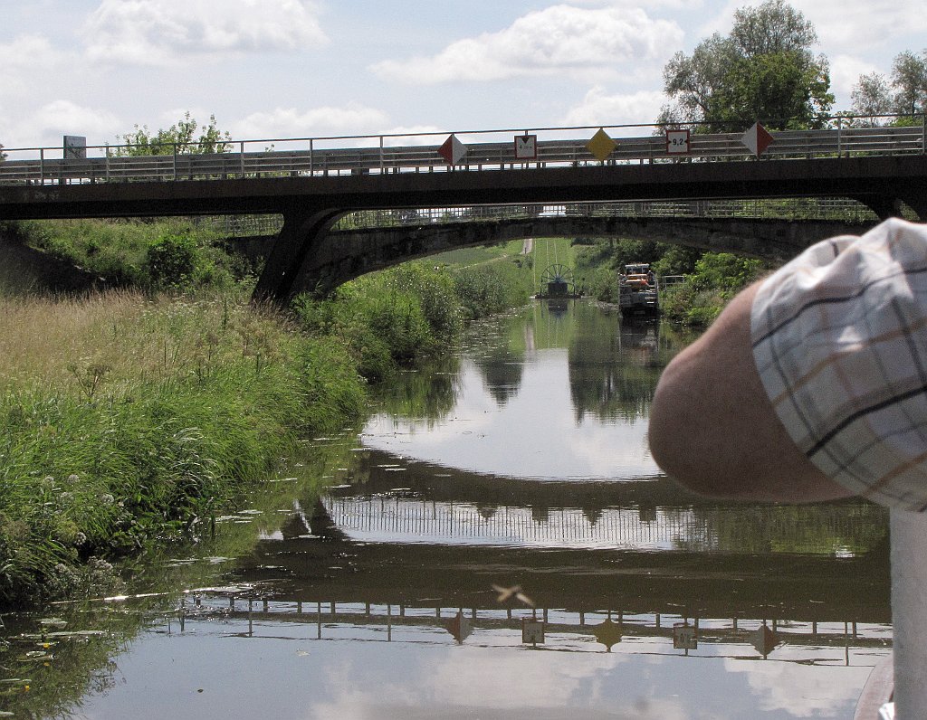 2012-07-02_11-10-42_IMG_x26920_cr.jpg -                                