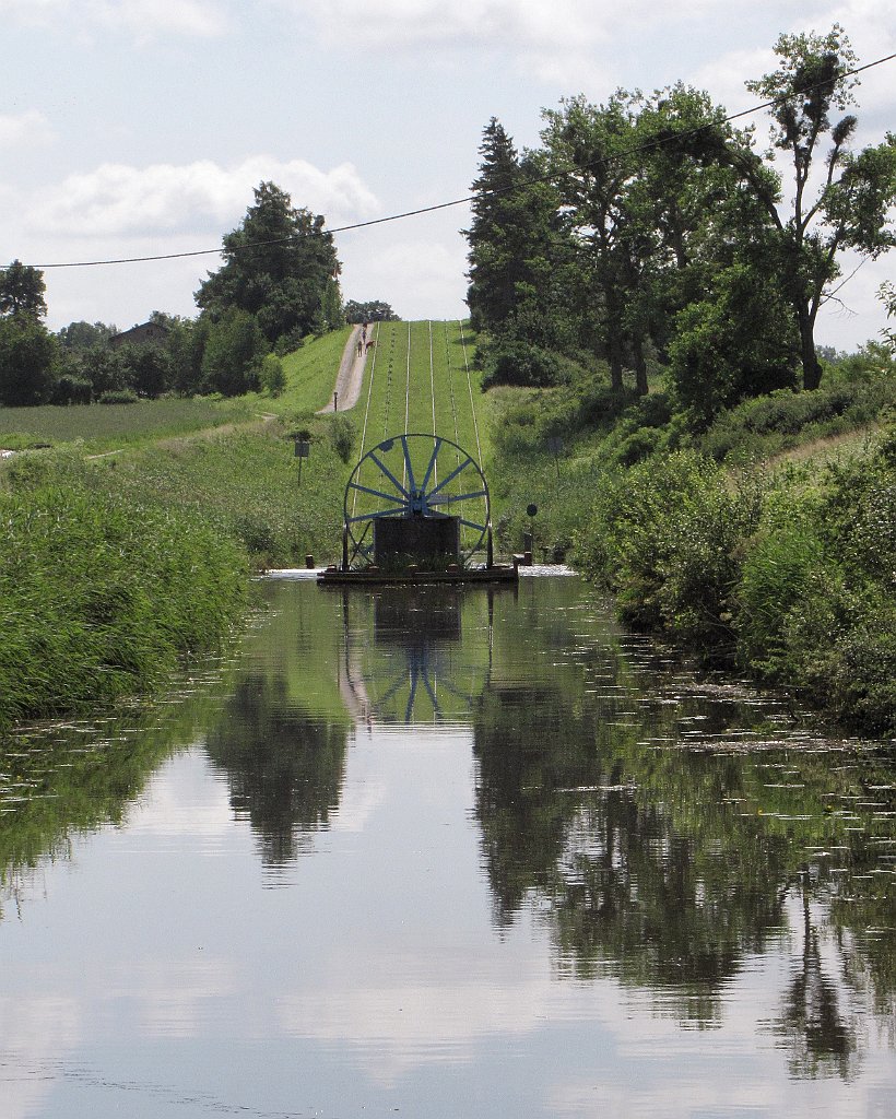 2012-07-02_11-13-59_IMG_x26927_cr.jpg -                                