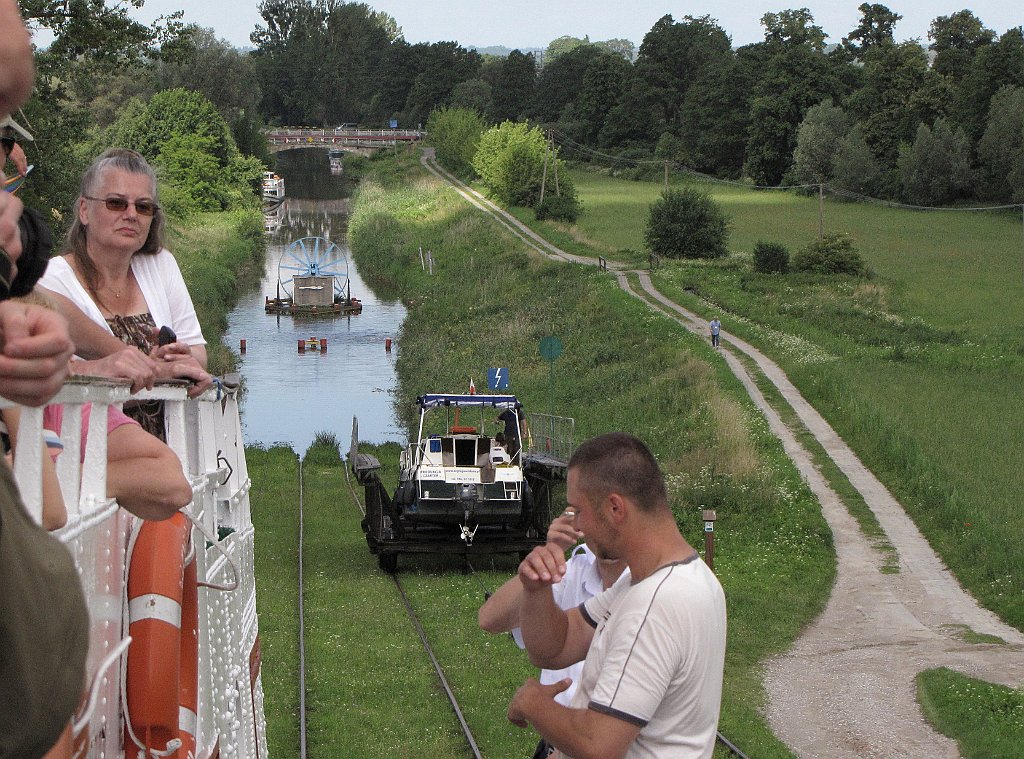 2012-07-02_11-28-00_IMG_x26953_cr.jpg -                                