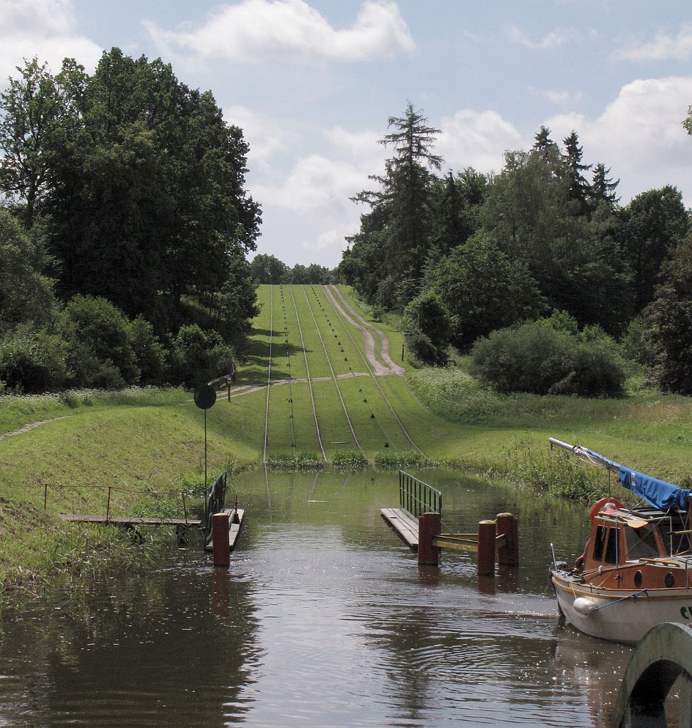 2012-07-02_11-48-45_IMG_x26966_cr.jpg -                                