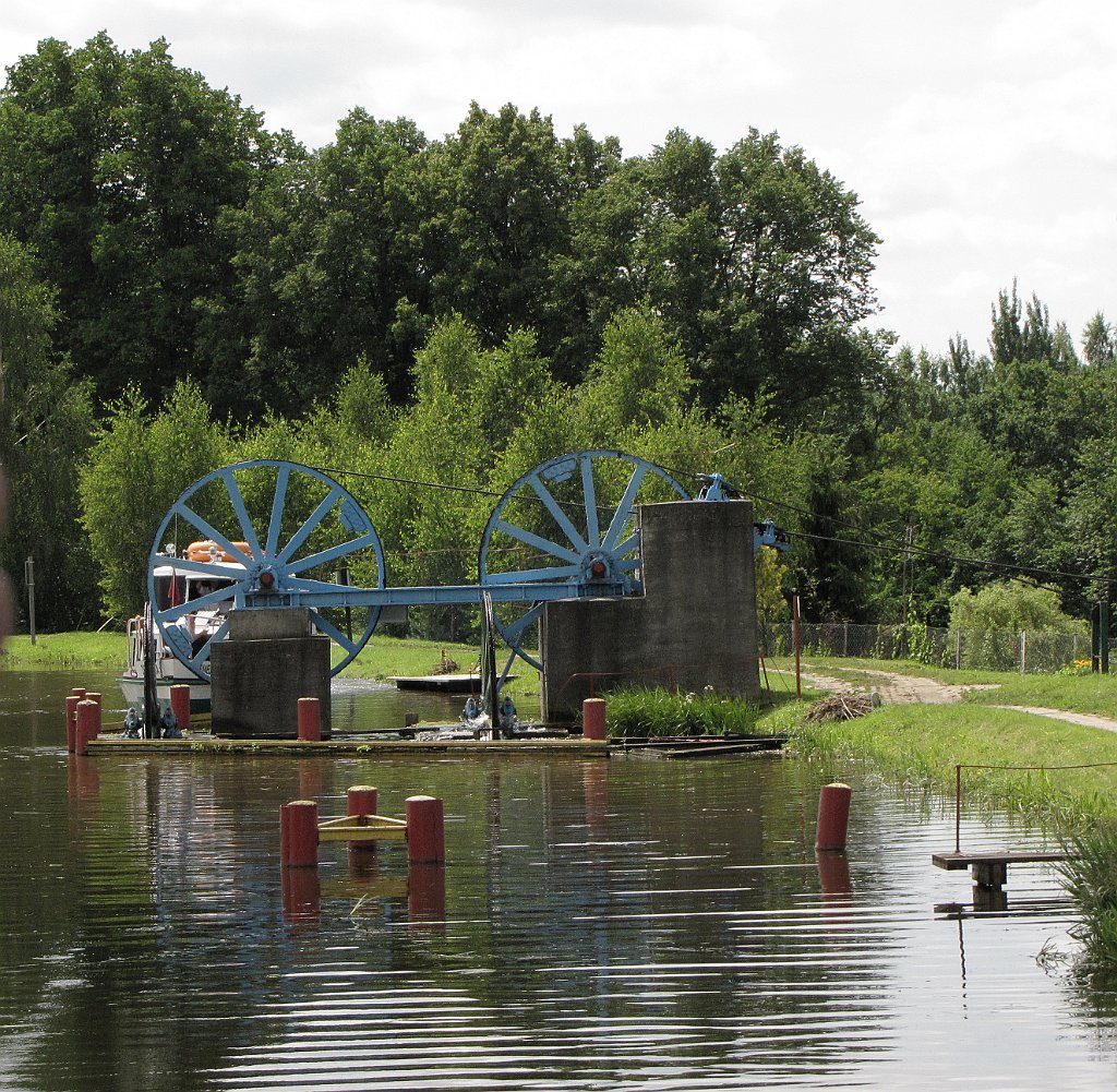 2012-07-02_12-01-04_IMG_x26993_cr.jpg -                                