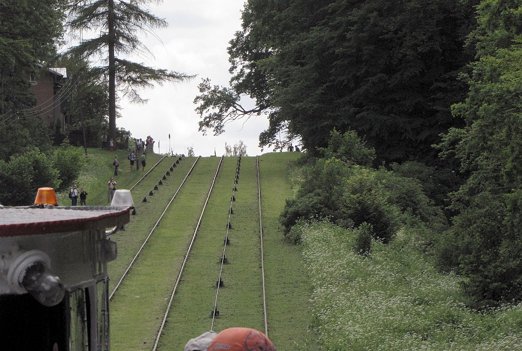 2012-07-02_13-07-01_IMG_x27008_cr.jpg -                                