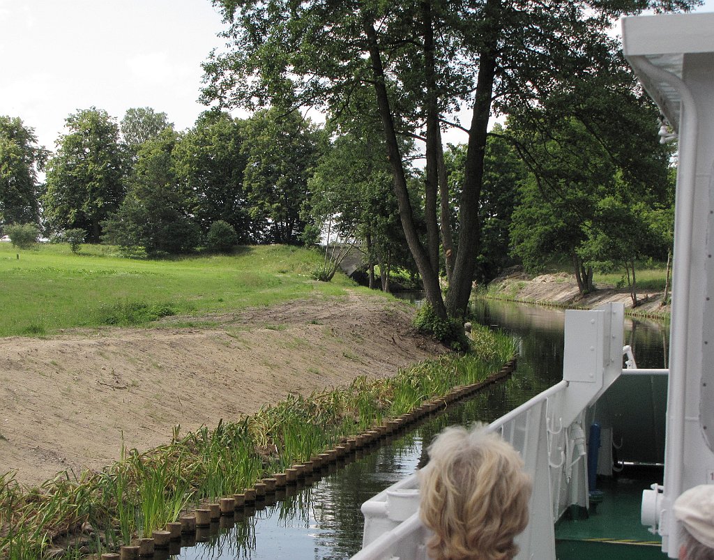 2012-07-02_15-39-02_IMG_x27080_cr.jpg -                                