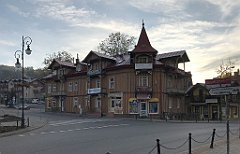 026_iP_191012_IMG_5105