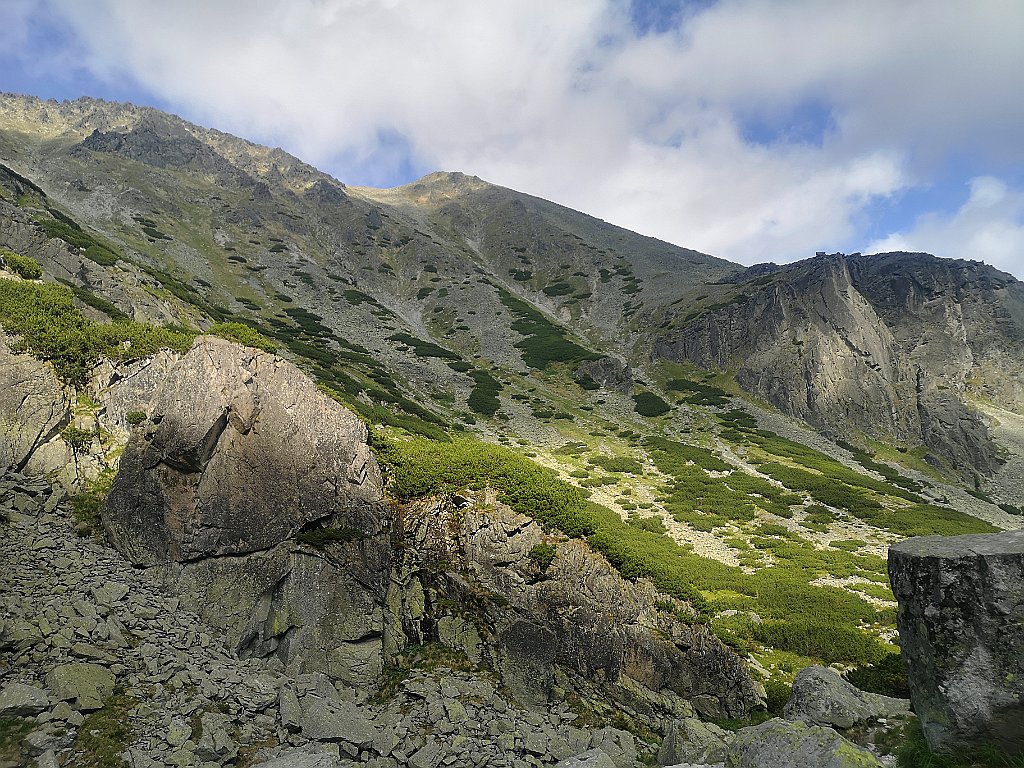 251_p20_IMG_20250617_170051.jpg - jhdr